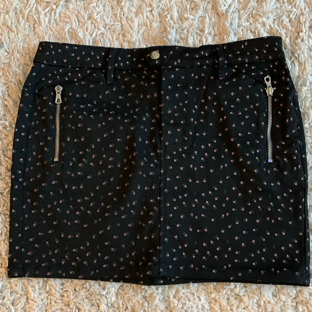 Joe’s Jeans Multi Dot Mini Skirt Black Denim W29